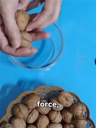 Easy Ways to Crack a Walnut Without Mess