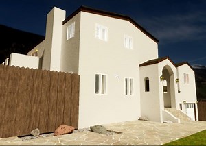 Emma's Haunted House by icemangames