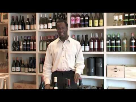 Wine Types & Selection Tips : Choose a Red Wine