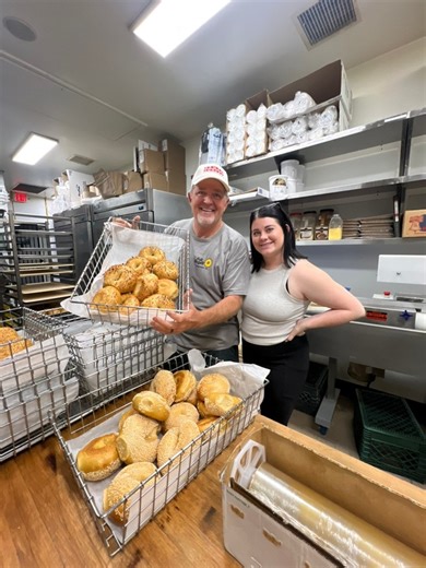 27K views · 244 reactions | AMAZING BAGELS IN FLAGSTAFF說 [paid on my own] I love visiting my friend John Conley every time I’m in Flagstaff. This time I stopped at his Fat Bagels location. These are New York style bagels and he even learned to make them from Bongiorno in Gilbert! I tried: ▪️Toasted Salt bagel with Green Chile Cream Cheese $4.75 2300 Historic Route 66 Flagstaff, AZ 86004 #bagels #bagel #az #arizona #flagstaff | Tastes Of AZ | Facebook