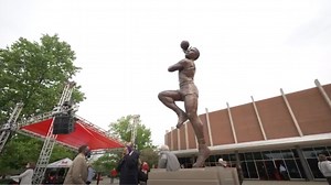 Miami celebrates Wayne Embry Day, unveils statue