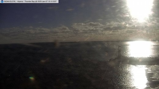 Webcam on ‘Little Red’ lighthouse in Alpena gives live view of Lake Huron