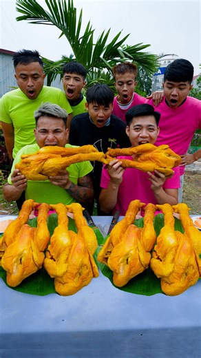 Trò Chơi Thi Ăn Gà Đông Tảo Ủ Muối Khổng Lồ Nhanh Nhất Cười Toác Mồm#hungvlog