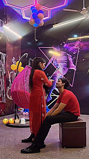 Mohd shahvez on Instagram: "Tag ur someone..😘🥰🙈🌍🧖🏻‍♀️ @zehenmodel07 #reels #trending #trendingreels #viral #explore #cute #love #instagram"