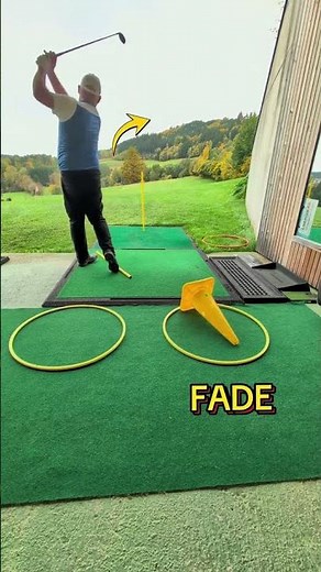 Draw Vs.Fade How to hit both shots ⛳FADE: club face aims at target 🎯 Feet and shoulders aim left