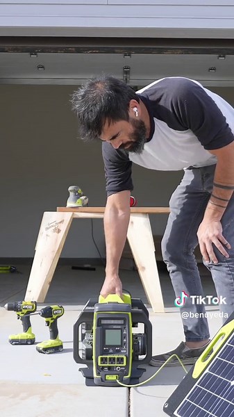 Solar powered power tools! I have been using the @RYOBI Tools USA power station and 60w solar panel to charge my batteries and even power corded tools!