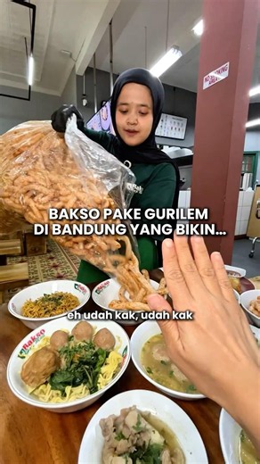 Eating Meatballs in Bandung Until I Coughed
