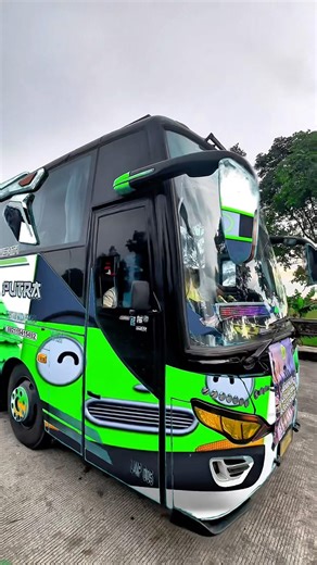 Bus Wheels Spinning Slowly - Transparent Bus Mode Part 23 #shorts