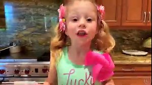 464K views · 4.9K reactions | Stacy prepares healthy food for dad | Funny Stacy | Facebook