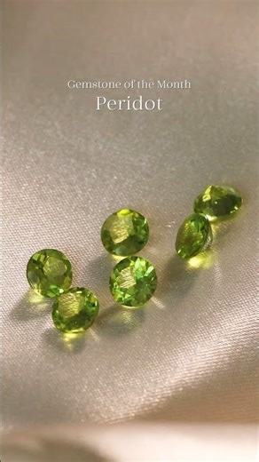 💚 Peridot: The Gemstone of August! 🥝