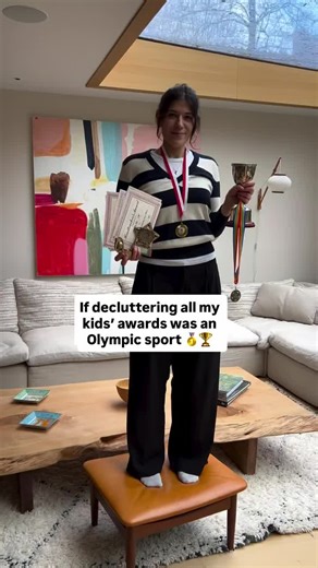 All their sports and school awards perfectly preserved in one beautiful, clutter-free book! 🥇 Celebrate your child’s achievements in one keepsake album they’ll treasure for life 🥰 HERE’S HOW IT WORKS 👇 ⭐️ 1 - Order a Doodle Nest box online ⭐️ 2 - Fill it with medals, awards, schoolwork, art - anything goes! ⭐️ 3 - Send it back using the prepaid DHL label and enjoy your book a few weeks later! We’ll even send you a digital version of your book design so you can make any changes before we print