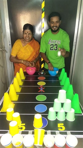 Ghar ki asli champion toh Mom hi hain! 🏆 (Ya main?)| balloon games popping #shorts #shortsfeed