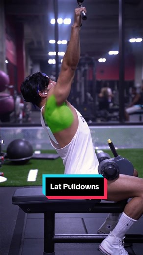 Maximize your Mid- Grip Lat Pulldowns ⚠️ . #back #lats | lat pulldown form