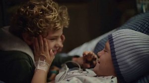McDonald's TV Spot, 'RMHC: Sam y Liam'