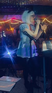 In the shallow @bobsjavajive 💙 Thank you to everyone who came out- this was a magical night 🌟🙌🌟 | Sam Cori