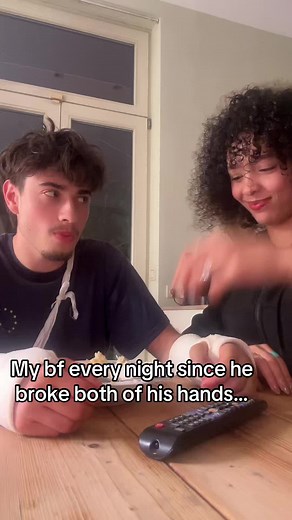 Dealing with a Broken Hands Dilemma: How to Help Your Boyfriend