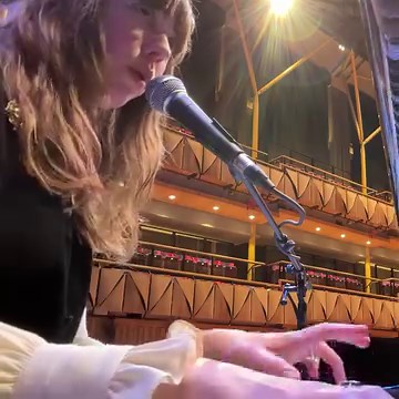4.1K views · 459 reactions | Soundchk for ‘Loose Ends’ on BBC Radio 4 with Clive Anderson! Tune in tomorrow Feb 17th at 18:15 to catch me playing an acoustic version of my new single ‘Used To Lovin’ You’ with by Paul Stacey LIVE at the Bristol Beacon! https://www.bbc.co.uk/programmes/m001wh07 | Diane Birch | Facebook