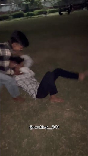 Yeh kya ho raha hai 😂😨#ytshorts #youtubeshorts #shorts