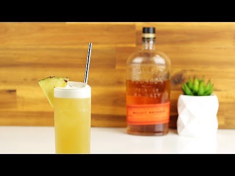 THE GTO COCKTAIL - Bourbon Whiskey + Amaretto Liqueur