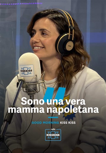 “Mi manca la quotidianità con mio figlio…” 🩵 👉 Serena Rossi è stata ospite di Pippo Pelo a FUORI TUTTO! 🔗 La puntata completa è sul canale YouTube di Radio Kiss Kiss #serenarossi #pippopelo #fuoritutto #radiokisskiss #sanremo2026