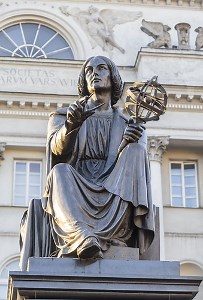 Geocentrismo e Heliocentrismo  - Brasil Escola