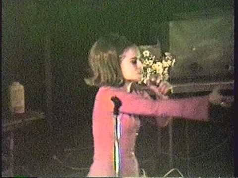 Deee-Lite "Try Me On...I'm Very You"