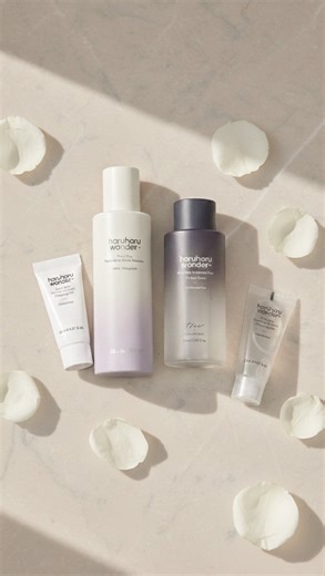 𝗠𝗮𝗿𝗶𝗮𝗺 • 𝗨𝗚𝗖 𝗖𝗿𝗲𝗮𝘁𝗼𝗿 on Instagram: "Opening my Haruharu Wonder package ✨ Soft textures, clean ingredients, perfect for sensitive skin 🤍 #haruharuwonder #kskincare #gentleskincare #skincareunboxing #ugccreator"