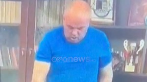 13K views · 38 reactions | EKSKLUZIVE/ Nga raporti intim me Safet Gjicin në skandalin erotik në zyrën e shtetit. Ora News sjell dëshminë e vajzës në video Për më shumë lexoni: https://www.oranews.tv/vendi/ekskluzive-flet-vajza-e-perfshire-ne-video-skandalin-e-safet-gjicit-kishim-i1094189 #oranews #ekskluzive #safetgjici | Ora News | Facebook