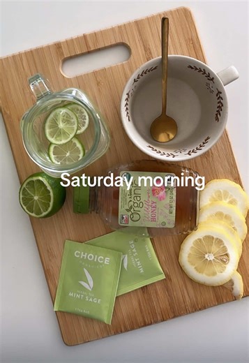 Simple Saturday before the snowstorm 🩰☕️ #morningroutine #morningwalks #raleighnc #raleighcoffee #pilatesbyizzy