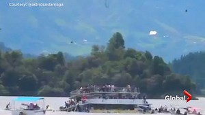 Dramatic video shows Colombia tourist boat sinking, leaving at least 7 dead, 13 missing - National | Globalnews.ca