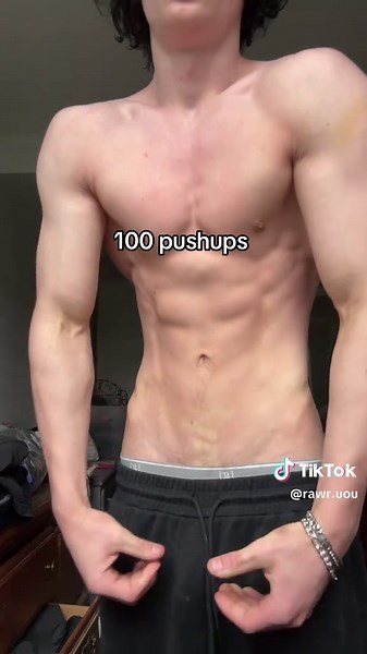 Literally can’t get a pump for shi what’s wrong with me #fyp #abs #bicep #Bi #viral