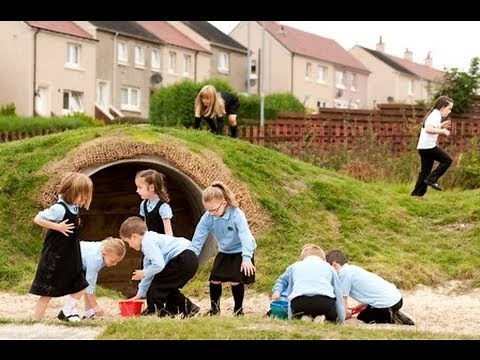 Natural Play in Schools | Learning through Landscapes