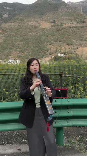 I love relaxing with a nice tune played on my electronic flute #手笛 #flute #翻唱