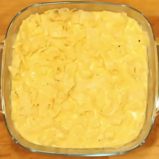 Mac & Cheese Noodle Kugel 🧀