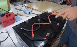 How to wire your battery bank in parallel  — VANKOOKZ