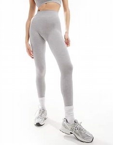 TALA - Legging taille haute sculptant sans coutures en tissu côtelé - Gris clair | ASOS