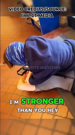 First Amendment Auditor Fights Back Against Aggressive Man at Post Office #firstamendmentaudit