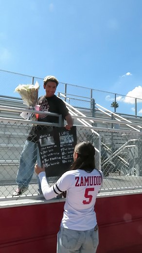 Creatively Cute HOCO Proposal Ideas