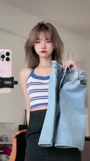 Nghe Nói Anh Đang Buồn Đúng Không?