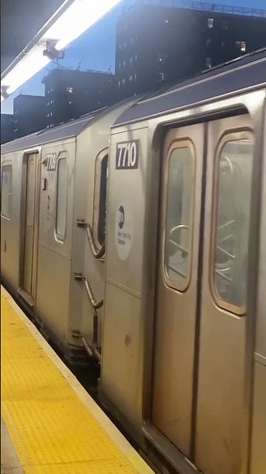 R142a 4 train departing Junius Street ￼