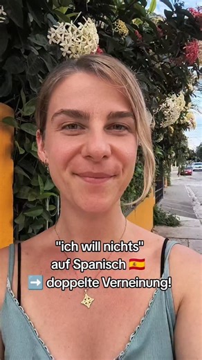 Alma Spanischakademie || Spanischkurse für Deutsche on Instagram: "Diesen Fehler machen viele! 🤓🇪🇦 ⬇️ Regeln & Ausnahmen ⚠️ Wörter wie "nichts" oder "niemand" brauchen oft die doppelte Verneinung! No digo nada - ich sage nichts. No veo a nadie. - ich sehe niemanden. ❌ Wann brauchen wir sie nicht zwingend? Wenn "nichts" oder "niemand" das Subjekt des Satzes ist: Nada me detiene - Nichts hält mich auf Nadie me escribe - Niemand schreibt mir ➡️ Welche Beispiele kennst du? #spanischlernen #spanis