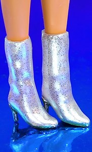 DIY Doll Boots | DIY by Pipe-Cleaner-Crafts B