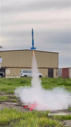 Blast off!! Rocket Launch day with Girl Scouts! 🚀 ‪@GSCOC‬ #rockets #girlscouts