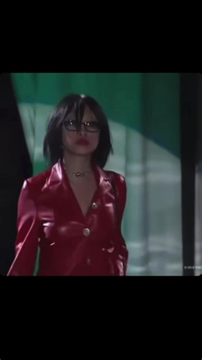 Stunning Runway Models Showcase Bold Fashion Trends