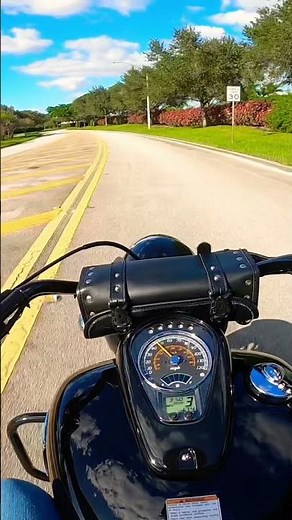 Suzuki Boulevard C50 BOSS w/ Cobra exhaust & Dyno Jet tune