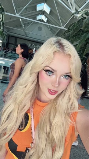 Temecula Promenade Shopping Experience