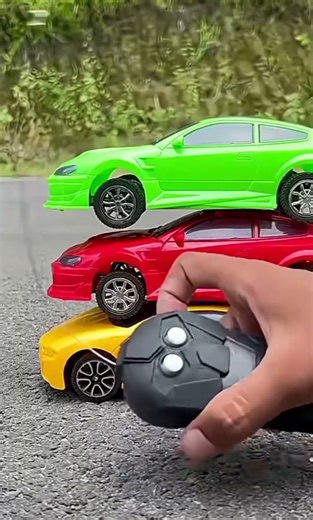 Remote control car #automobile #shortsviral #remotecontrol #shorts #trending