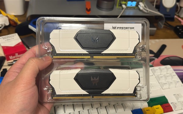 来看建国以来最逆天bdie的体质，4000c16都开不了机