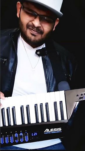 Alesis - Vortex Wireless 2 | My First Keytar