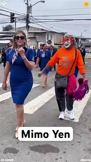 Random stranger copy challenge #funny #funnyvideo #memes #prank #viral #funnyreactions#comedy